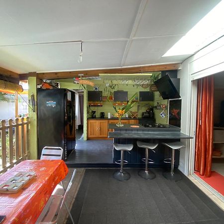 Le Nid D'Amour Avec Sa Piscine Et Jacuzzi Chauffes Saint-Joseph Exterior photo
